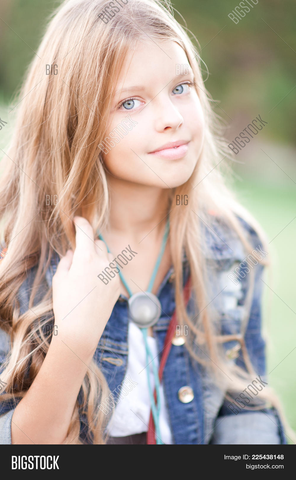 13,14,15,adult,beautiful,beauty,blonde,casual,caucasian,child,close,cloth,clothes,denim,face,fashion,female,girl,growth,hair,happy,kid,lifestyle,long,looking,model,modern,nature,outdoors,park,people,person,portrait,posing,pretty,season,smiling,spring,style,stylish,summer,teen,teenage,teenager,trendy,up,woman,year,young,youth