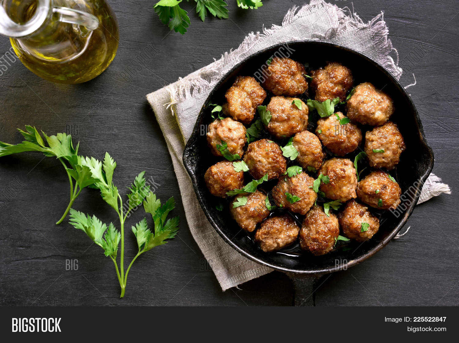 appetizing,baked,balls,barbecued,bbq,beef,black,brown,cast,chicken,close,closeup,cooked,cuisine,cutlets,delicious,dinner,dish,eat,food,fried,frying,gourmet,greens,grilled,herbs,homemade,hot,iron,lunch,meal,meat,meatballs,minced,nutrition,pan,plate,pork,roast,roasted,skillet,spicy,stewed,table,tasty,top,traditional,up,vegetables,view