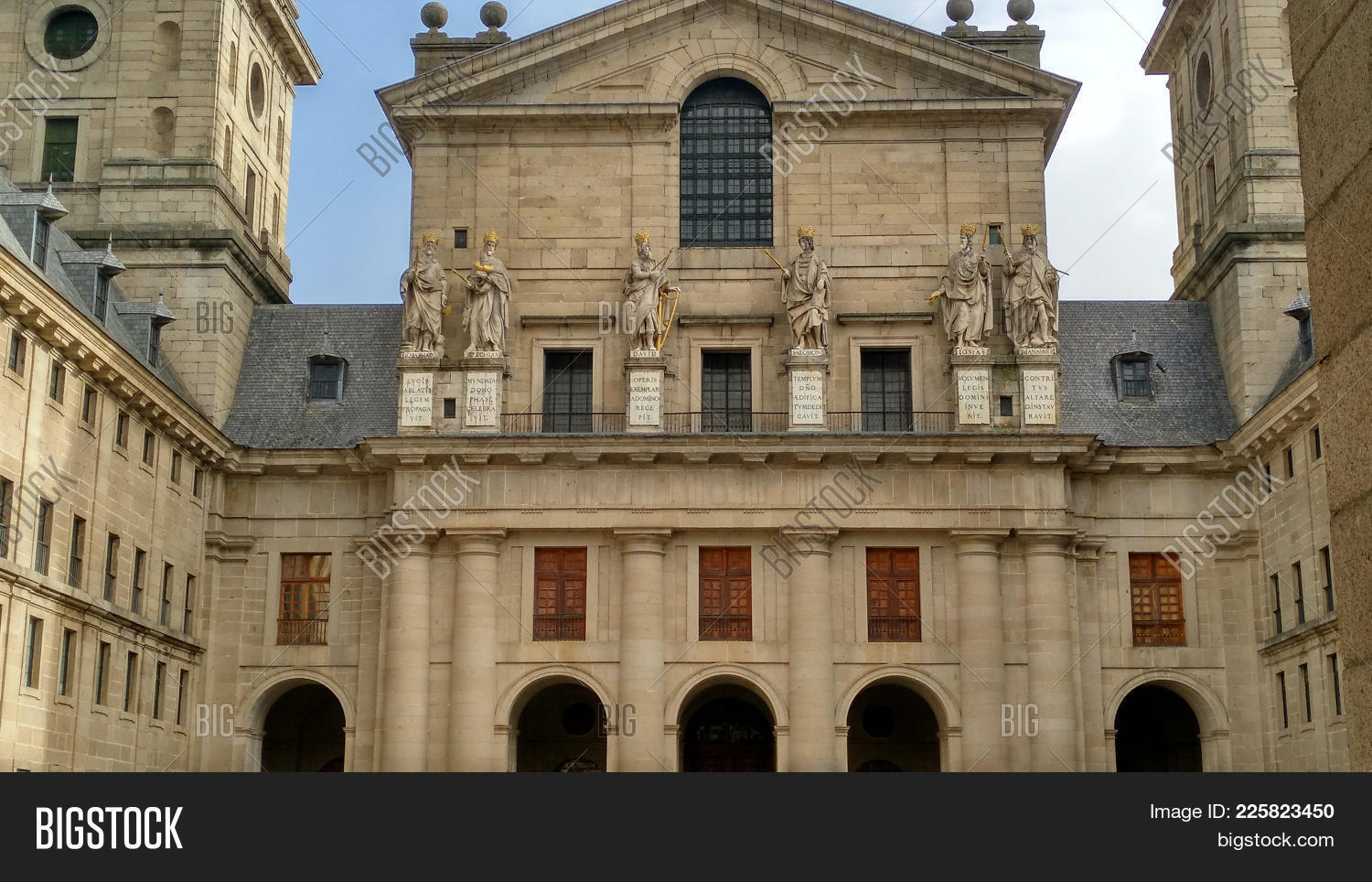 David,Ezechias,Iosaphad,Iosias,Manasses,Solomon,arch,architecture,courtyard,escorial,europe,kings,of,spain,the,tourism