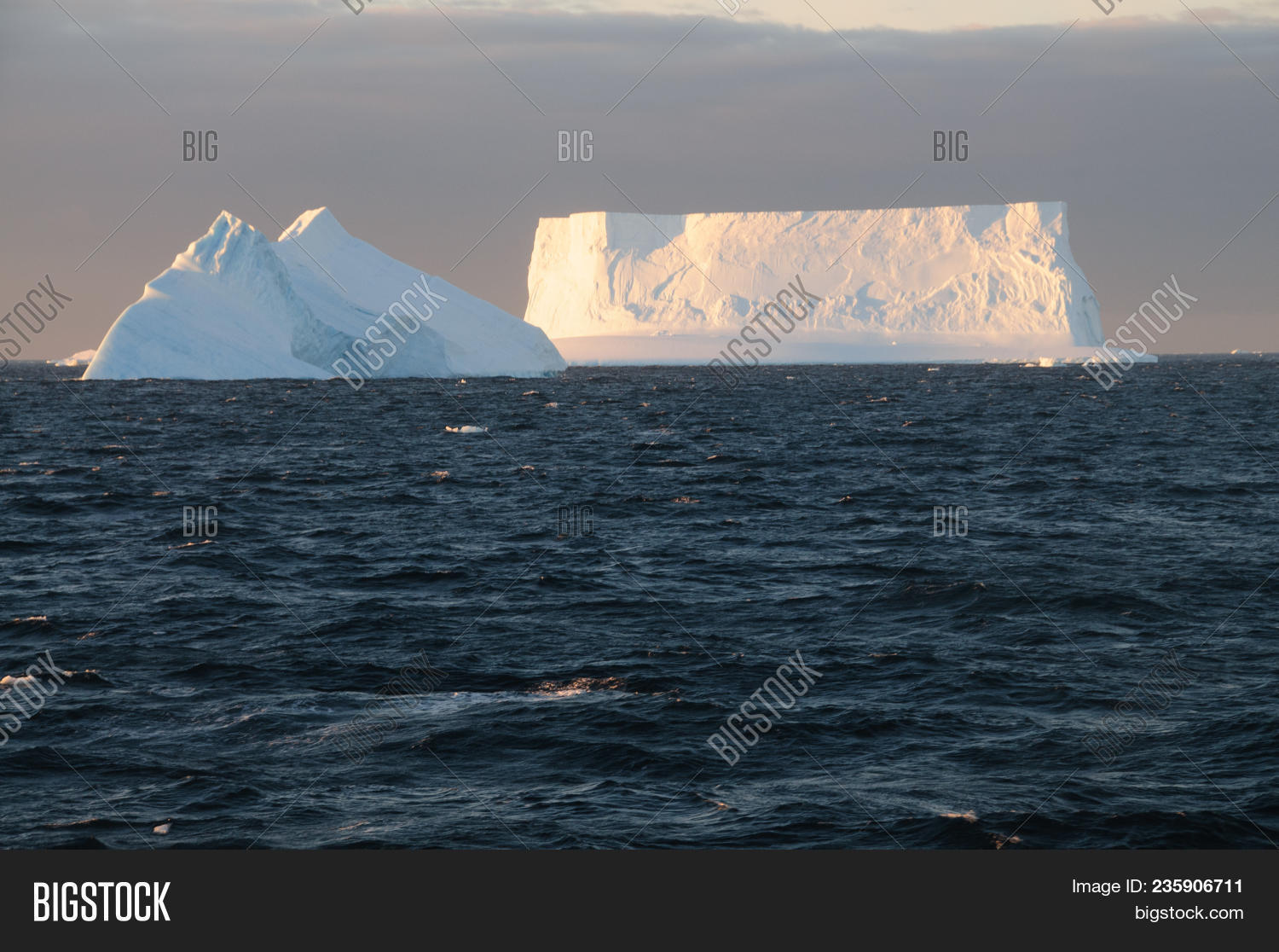abstract,adventure,antarctic,antarctica,background,beautiful,calm,climate,clouds,cold,dawn,desert,drift,evening,expedition,floating,frozen,glacier,ice,iceberg,landscape,light,melting,moon,natural,nature,night,north,ocean,orange,polar,pole,rays,red,reflexion,scenery,sea,shine,silence,sky,snow,summer,sun,sunrise,sunset,sunshine,travel,water,winter,yellow