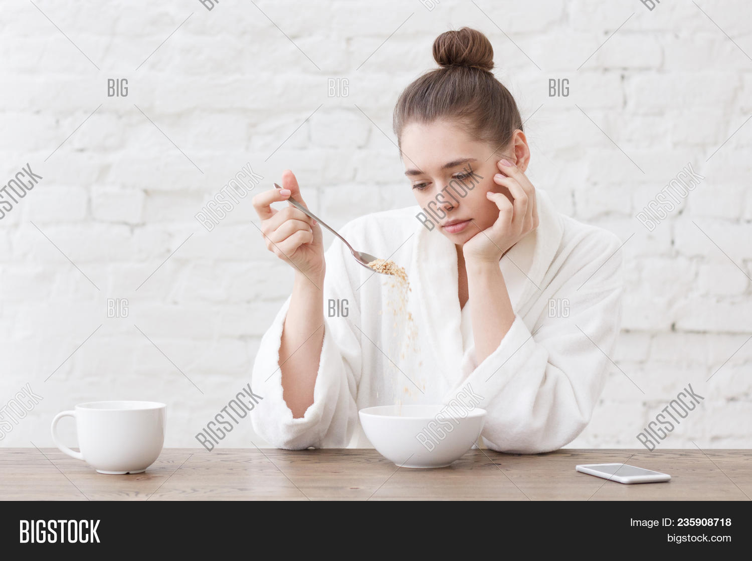 alone,anorexia,bad,bathrobe,beautiful,bored,bowl,breakfast,bulimia,calories,cereal,depressed,depression,diet,dilemma,dish,dislike,dissatisfied,eat,eating,exhausted,fat,female,food,frustrated,girl,health,healthy,home,housewife,kitchen,loft,low-calorie,meal,mood,nutrition,one,plate,portrait,sad,sadness,sitting,sleepy,spoon,stress,table,tired,unhappy,white,woman