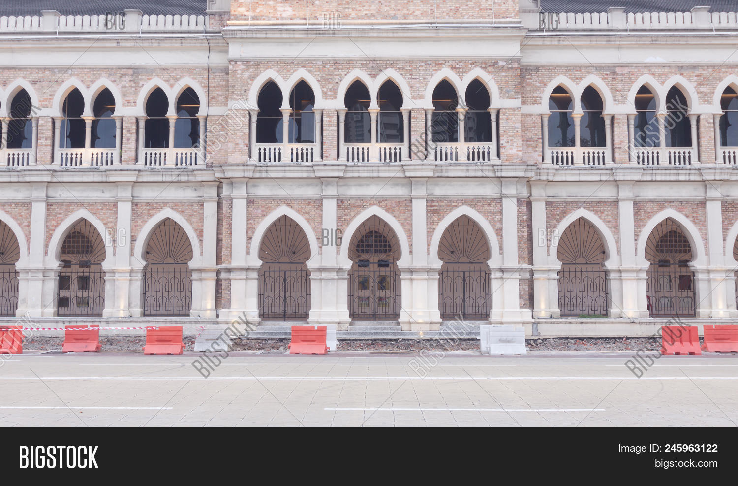 abdul,arabian,architectural,architecture,art,asia,azan,belief,building,clock,clouds,congregational,culture,dataran,dome,exterior,faith,friday,holy,iran,islam,islamic,israel,kuala,landmark,lumpur,malaysia,merdeka,minarets,mosque,muslim,peaceful,pinnacle,pray,religion,religious,samad,scenic,southeast,spires,stop,sultan,tower,travel,war,worship