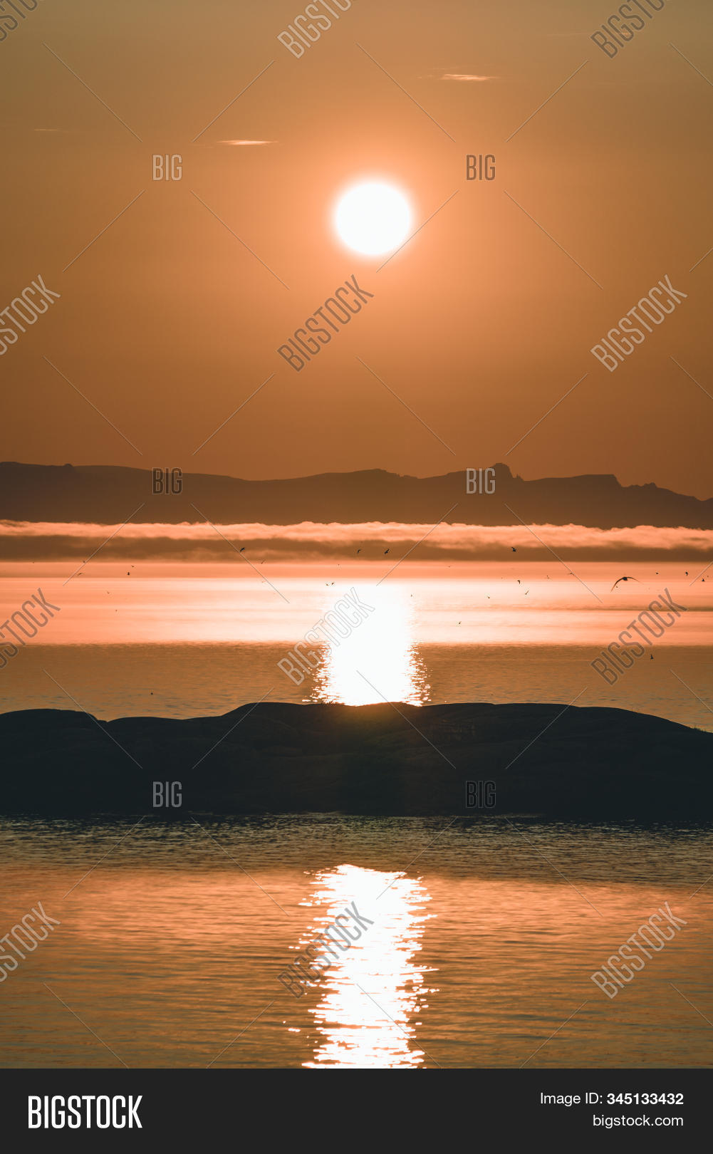 arctic,sunset,landscape,nature,winter,water,ocean,snow,north,ice,sky,blue,white,polar,cold,travel,frozen,mountain,beautiful,sun,sea,sunrise,glacier,outdoor,tourism,beauty,iceberg,warming,melting,natural,background,panorama,global,coast,climate,pole,fjord,antarctica,horizon,environment,antarctic,iceland,cloud,norway,evening,frost,light,weather,season