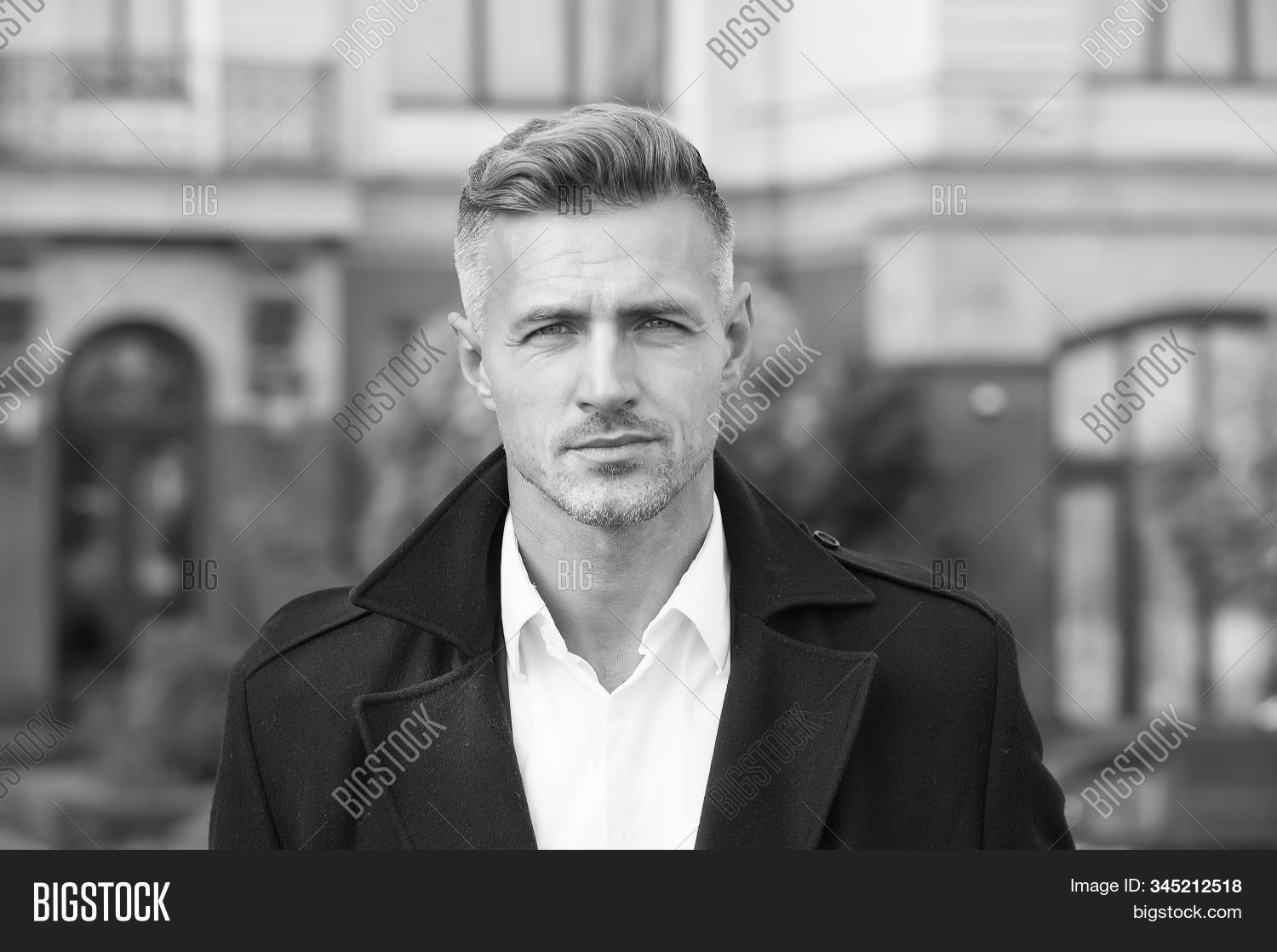 handsome,man,face,hair,attractive,barber,grooming,ageing,facial,care,men,get,more,age,beauty,mature,traits,behaviors,that,make,appealing,guy,grey,bristle,barbershop,beard,caucasian,concept,fashion,good,grizzle,groomed,hairdresser,hairstyle,hairstylist,male,masculinity,natural,salon,shop,style,well