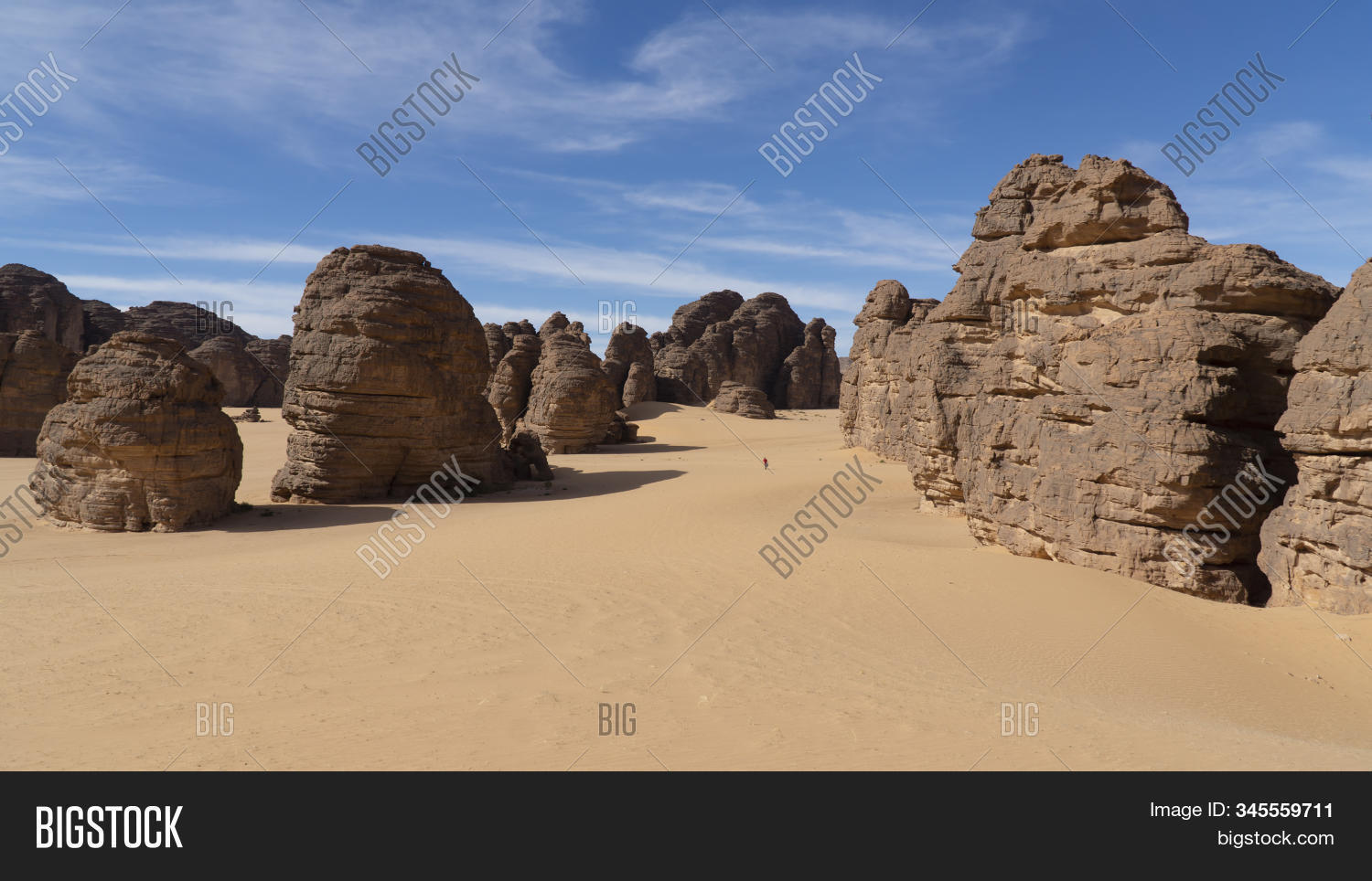 algeria,algiers,sahara,sand,dune,sio2,summer,nature,silicon,desert,landscape,scenic,warm,hot,heat,outdoor,africa,sunny,person,tourism,rocks,sky