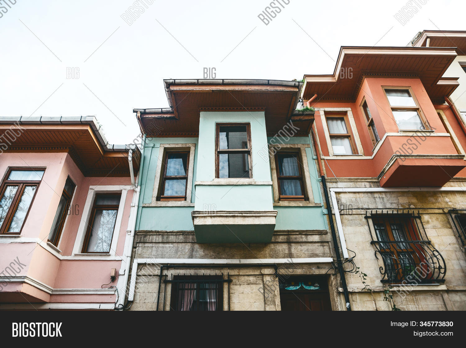 house,historical,building,balat,old,istanbul,touristic,traditional,turkey,colorful,city,tourism,street,architecture,home,culture,facade,view,landmark,turkish,color,historic,residential,window,travel,cityscape,history,colored,attraction,urban,tourist,europe,ancient,district,heritage,tradition,typical,town,scenic,ottoman,exterior,design,art,colour,dwelling,living,bright,vivid,row