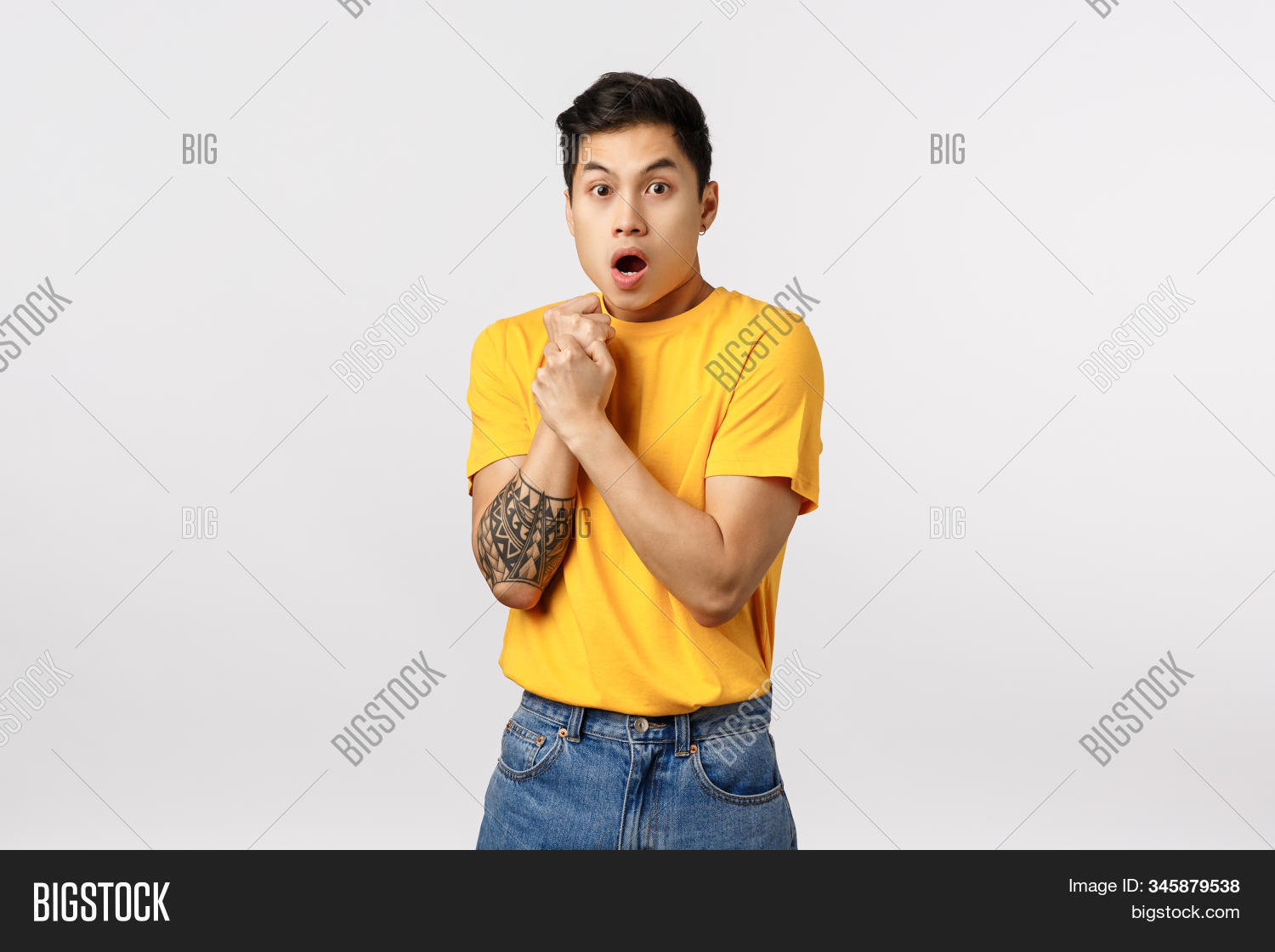 man,male,boyfriend,guy,boy,timid,insecure,afraid,scared,student,asian,chinese,korean,adult,advertising,attractive,background,casual,emotion,excited,hair,handsome,person,tattoos,portrait,showing,white,young,advertisement,advice,assertive,beautiful,promo,calm,charismatic,chill,confident,direction,ethnicity,fashion,gesture,model,pointing,posing,haircut,promotion,modern,yellow,millennial