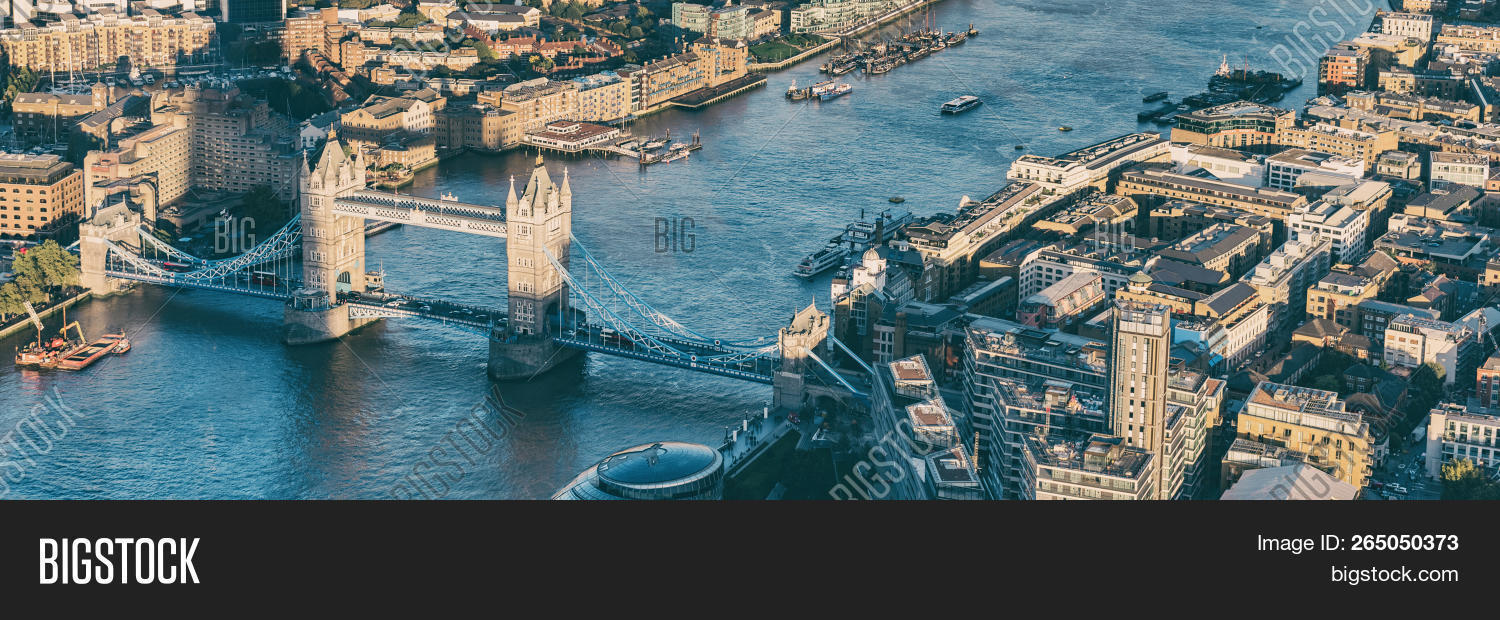 above,aerial,architecture,attraction,background,banner,bridge,britain,building,buildings,city,cityscape,copy,copy space,cosmopolitan,destination,downtown,england,europe,famous,great,header,landmark,landscape,london,luxury,metropolis,metropolitan,night,panorama,panoramic,real estate,river,shard,skyline,space,sunset,thames,tourism,tower,travel,uk,united kingdom,urban,view