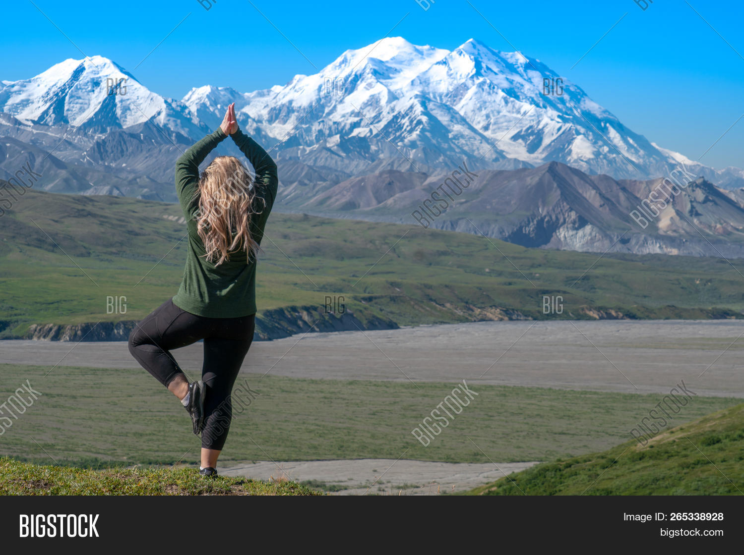 adult,adventure,alaska,beautiful,blonde,blue,center,cute,denali,desire,eielson,enjoy,explore,female,girl,high,hiking,landscape,lovely,mckinley,meadow,mountain,mt,national,nature,outdoor,overlook,park,peace,peak,poe,rock,scenic,sky,snow,summer,the,think,tourism,tourist,travel,trekking,vacation,view,visitors,woman,wonder,world,yoga,zen