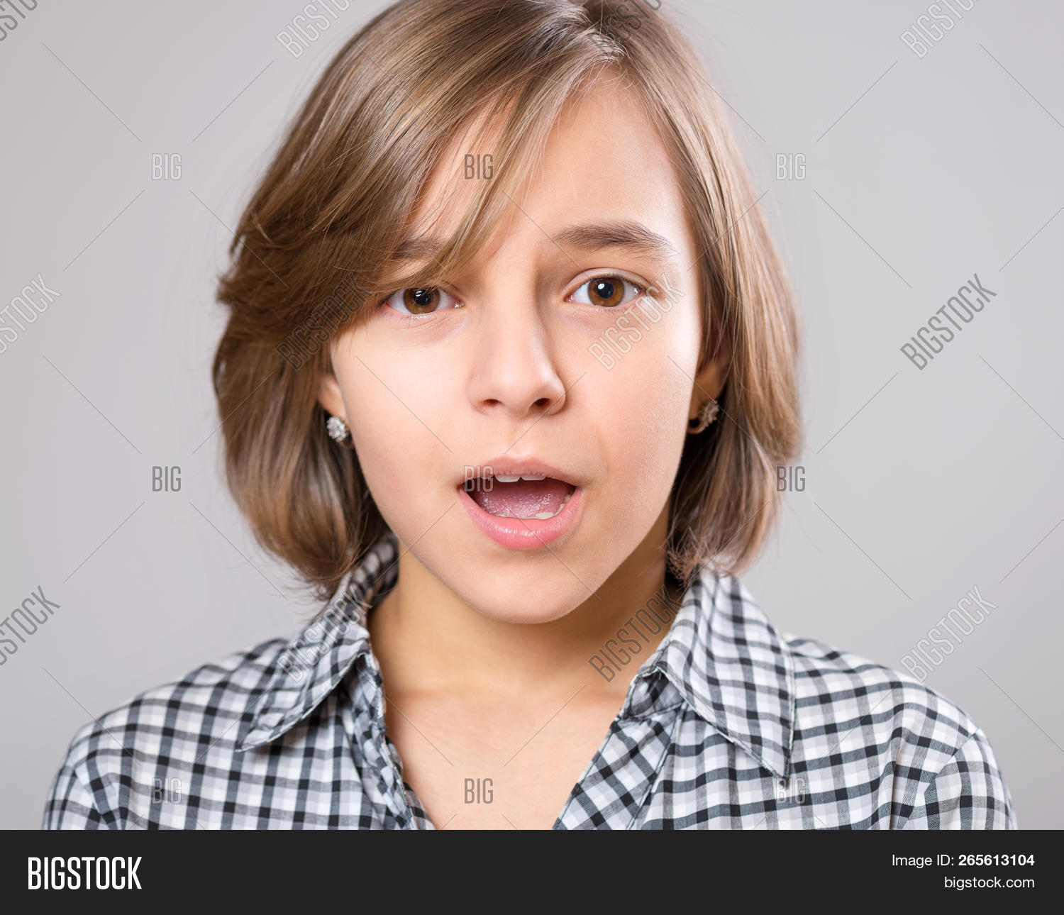 adorable,amazed,amazement,attractive,background,beautiful,carefree,cheerful,child,childhood,close-up,closeup,crying,emotion,emotional,excited,excitement,expression,eyes,face,fear,female,fun,funny,girl,gray,grey,happiness,happy,head,horror,joy,joyful,kid,little,looking,mouth,open,people,playful,portrait,positive,pretty,scared,screaming,shock,surprise,white,wonder,worried