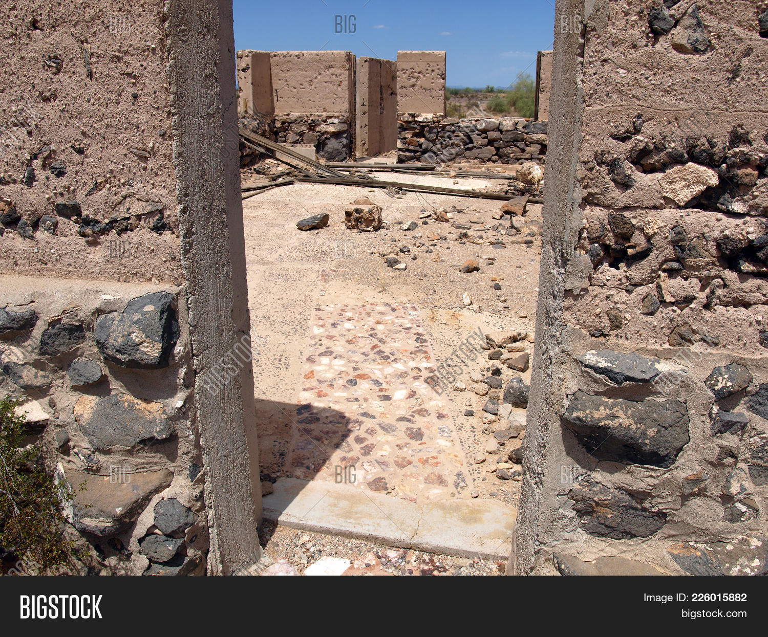 Arizona,Butterfield,Stage,Stanwix,Station,abandoned,ancient,building,decaying,door,doorway,historical,landmark,old,stone