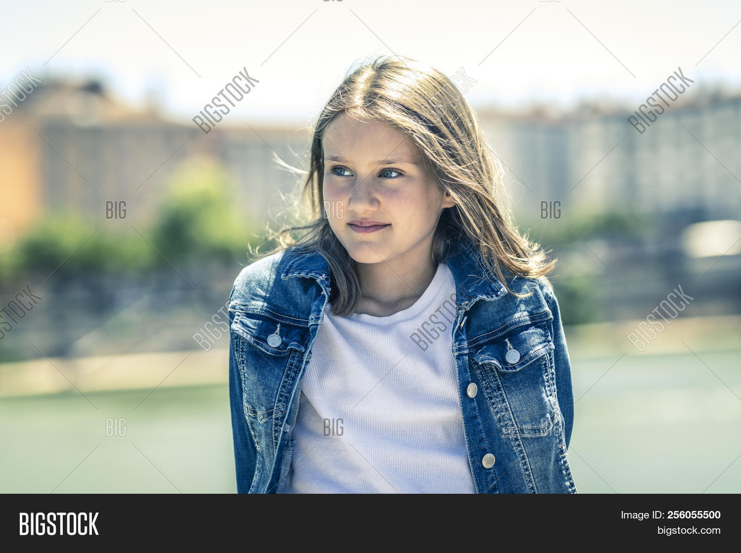 adolescent,adorable,attractive,background,beautiful,beauty,blue,caucasian,cheerful,child,childhood,cllege,cute,eye,fashion,female,friendly,girl,happy,happyness,human,look,mode,outdoors,person,portrait,pretty,primary,pupil,schoolchild,schoolchildren,schoolgirl,smile,student,style,teenage,think,thinking,water,white,young,youth