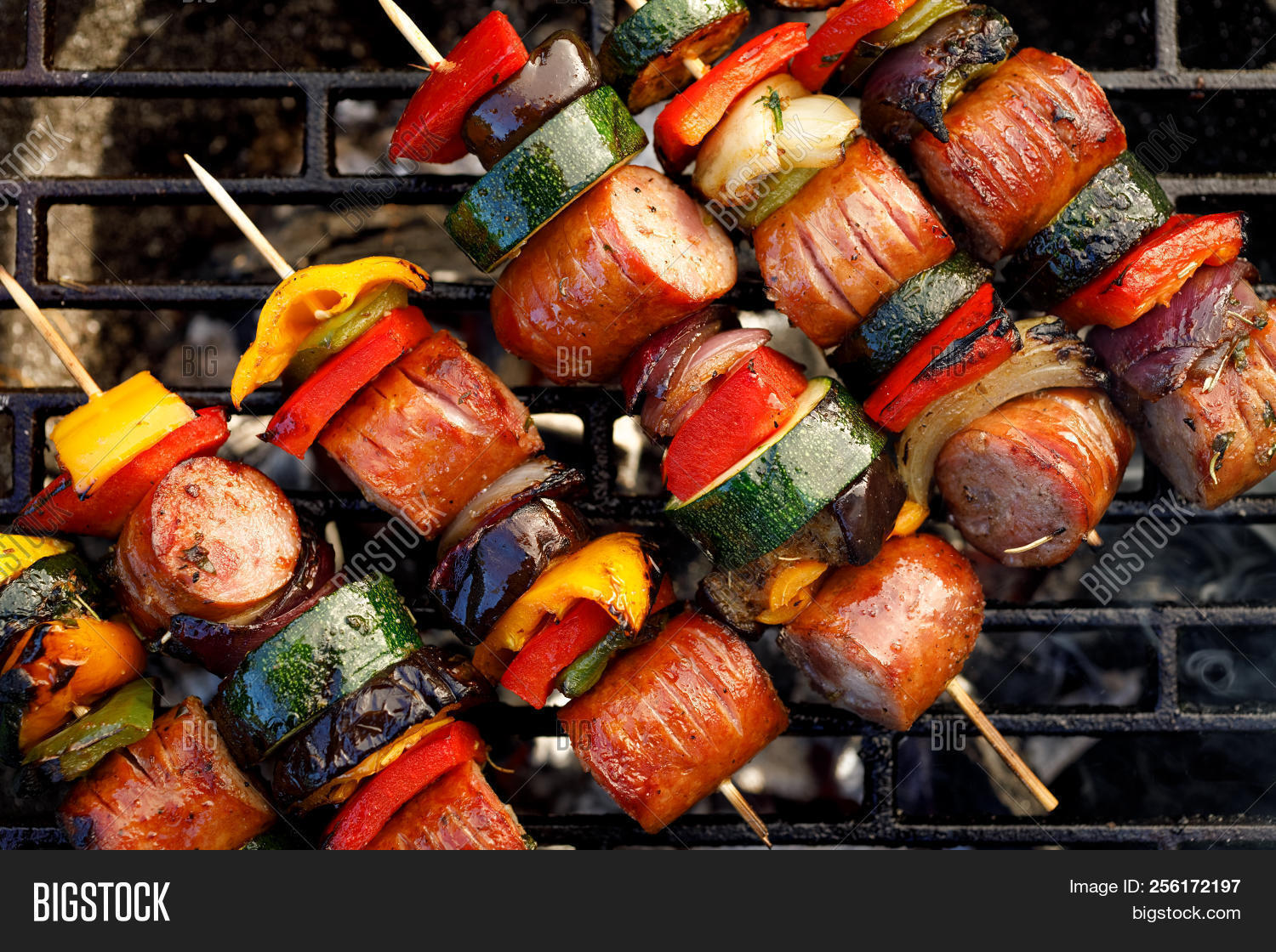 barbecue,barbeque,bbq,charcoal,cook,cooking,delicious,dinner,eggplant,fire,food,garden,grill,grilled,grilling,herb,hot,kabob,kebab,lunch,meal,meat,onion,outdoor,outside,paprika,party,pepper,picnic,pork,roast,roasted,sausage,shashlik,skewer,smoke,spring,summer,various,vegetable,zucchini