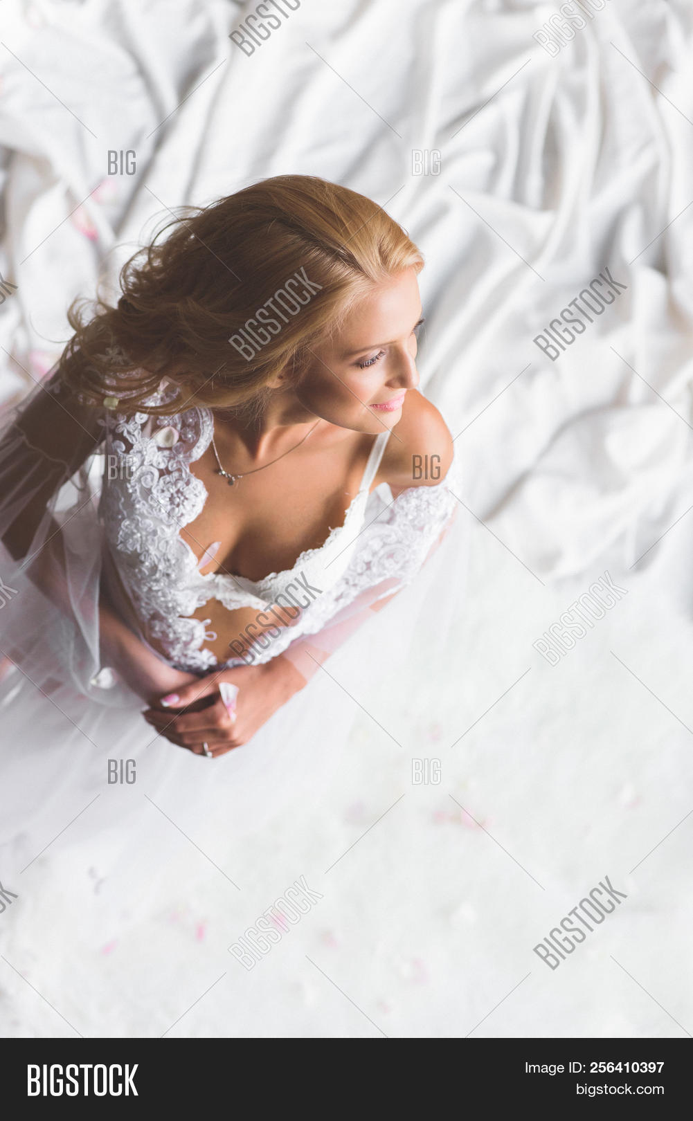 alluring,attractive,beautiful,beauty,bed,blonde,body,carnal,caucasian,concept,corset,dream,erotic,female,girl,glitter,gorgeous,graceful,hair,happy,healthcare,hot,imagination,intimate,inviting,lace,lady,leisure,lingerie,lovely,luxury,lying,model,person,portrait,provocative,relaxed,seduction,sensuality,sexy,sheet,silk,stunning,top,underwear,view,voluptuous,white,woman,young
