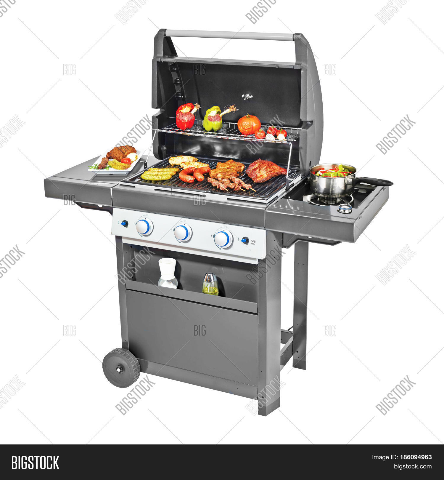 accessory,appliance,background,barbecue,bbq,burn,burner,camping,charcoal,cook,cooking,cookout,device,dinner,direct,eat,equipment,fish,food,fueled,gas,gas-flame,graphic,grill,grilled,grilling,heat,heater,hot,household,image,isolated,kebabs,kettle,lunch,meal,meat,metal,modern,outdoor,oven,picnic,portable,roast,sausage,steel,stove,utensil,white
