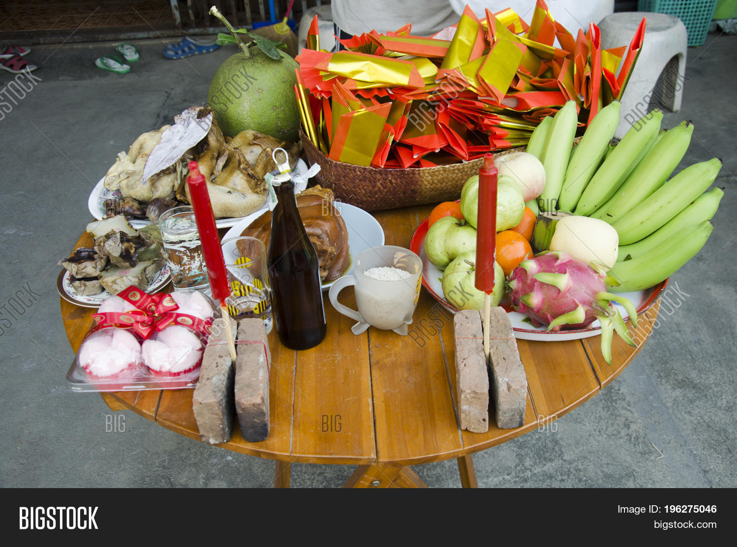 ancestor,asia,asian,belief,believe,blessing,candle,celebration,ceremony,china,chinese,cuisine,cultural,culture,dessert,drink,eat,faith,festival,food,fruit,ghost,god,heaven,holy,incense,joss,meal,meat,memorial,merit,new,offerings,old,paper,peace,pray,prayer,religious,respect,ritual,sacred,sacrifice,sacrificial,set,snack,thai,thailand,traditional,worship,year