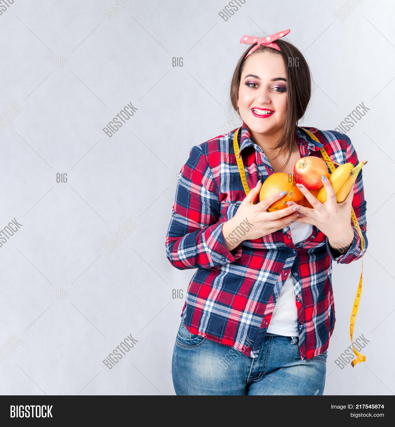 ambition,american,beef,beefburger,body,bun,burger,calorie,centimeter,cheeseburger,cute,diet,eat,eating,fast,fastfood,fat,fatty,female,food,fruit,girl,hamburger,happy,healthy,holding,hot,hungry,isolated,junk,lifestyle,meal,motivation,nutrition,obese,overweight,people,person,plus-size,ration,sandwich,smile,stop,tasty,unhealthy,weight,woman,xxl