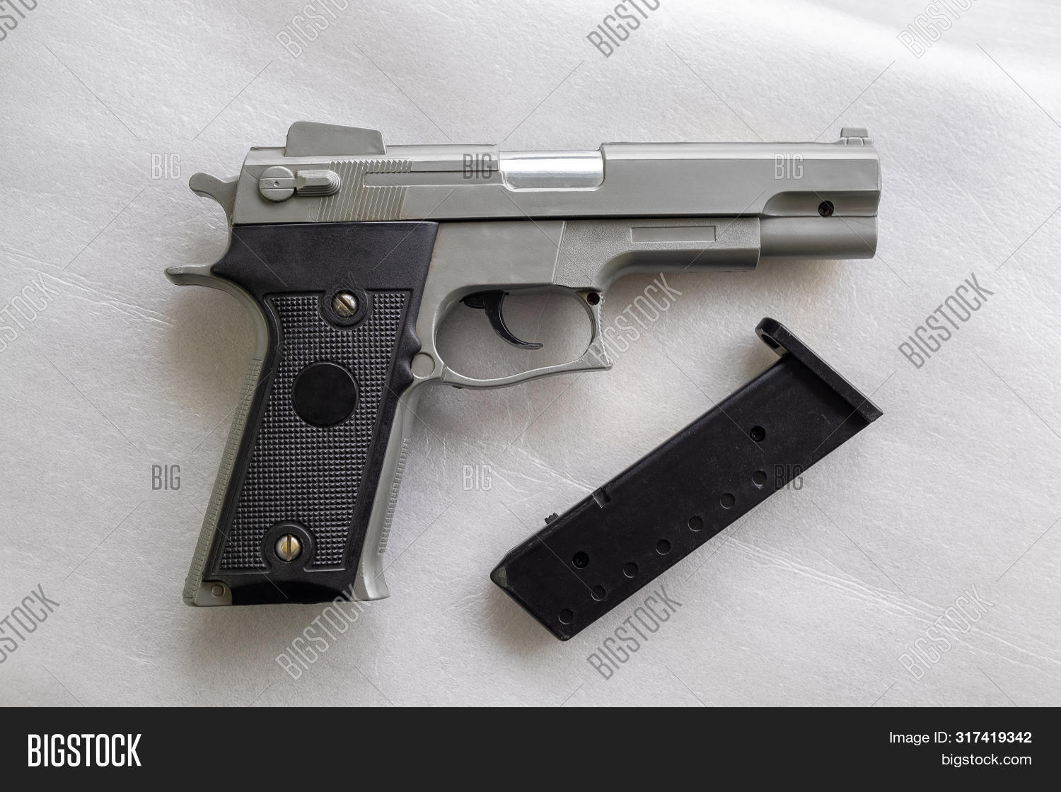 9mm,action,airsoft,ammunition,army,automatic,background,bb,black,bullet,bulls,crime,danger,dangerous,equipment,eye,fight,firearm,force,garnish,gun,handgun,isolated,metal,military,object,pattern,pistol,police,practice,protection,replica,safety,security,semi-auto,shooting,silver,softair,target,toy,trigger,uniform,violence,war,weapon,white