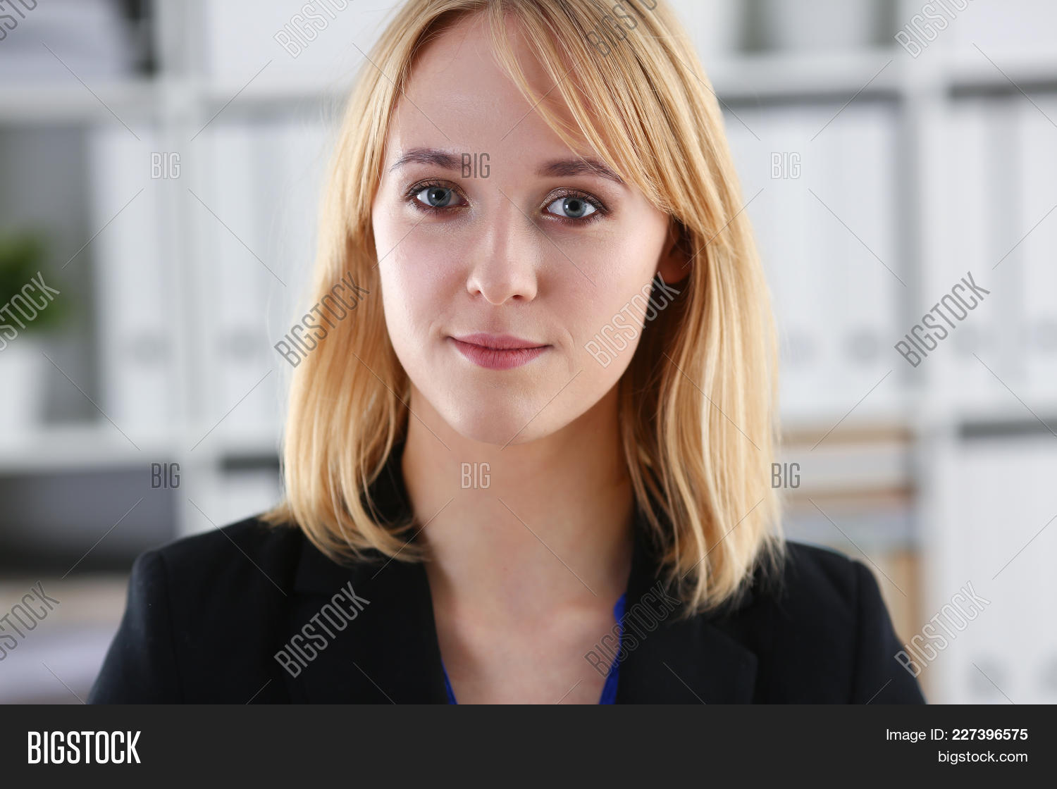 agent,ambition,ambitious,appointment,assistant,bank,broker,business,businesswoman,career,cheerful,clerk,concept,confidence,confident,consultant,consultation,creative,designer,discussion,education,emotion,employee,employment,entrepreneurship,executive,fashion,female,graduation,interview,lawyer,leader,leadership,management,manager,motivation,occupation,office,portrait,positive,presentation,secretary,service,smile,student,success,successful,woman,work
