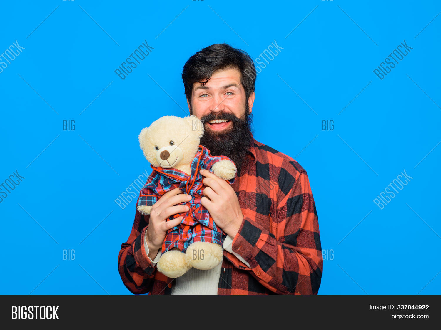 anniversary,bear,beard,bearded,birthday,boy,celebrate,childhood,childish,christmas,concept,cuddle,cute,elegant,embrace,emotion,expression,fashionable,fun,gift,guy,hand,happiness,happy,hipster,holiday,hug,huge,kindness,love,lovely,macho,male,men,model,moustache,plaid,playful,shirt,smile,soft,style,teddy,teddy-bear,teddybear,valentine,xmas,zzzambaaaiebfefgfpdidadcdb