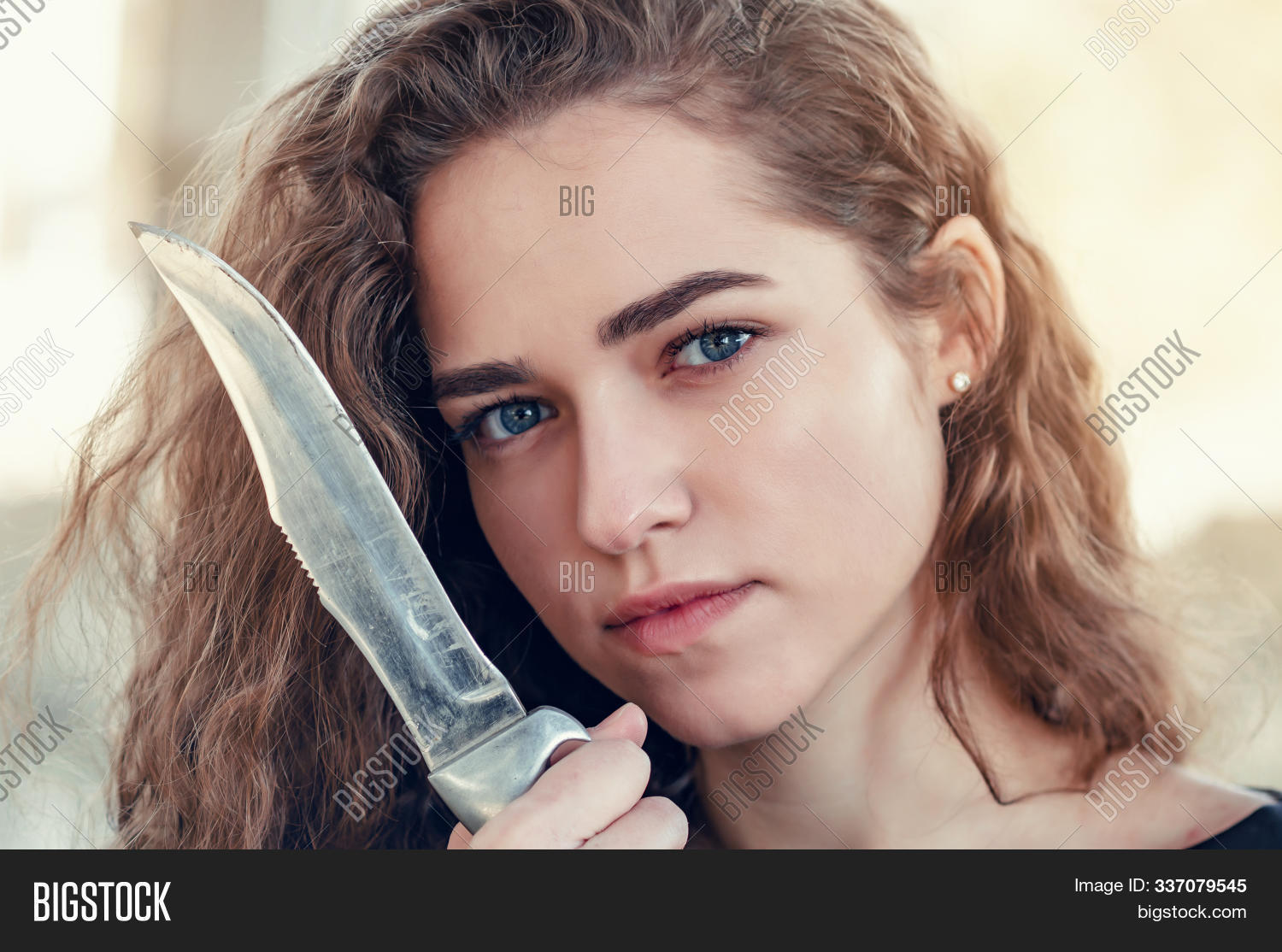 aggression,anger,angry,attack,bizarre,blood,crazy,crime,criminal,cruel,dangerous,defend,detective,evil,expression,eyes,fear,fight,firing,gangster,halloween,harassment,hold,hooligan,horror,human,hunting,just,kill,killer,killing,look,mobster,murder,murderer,mystery,officer,ominous,open,outlaw,protect,psycho,s,severe,spooky,threaten,threatening,touching,violence,violent