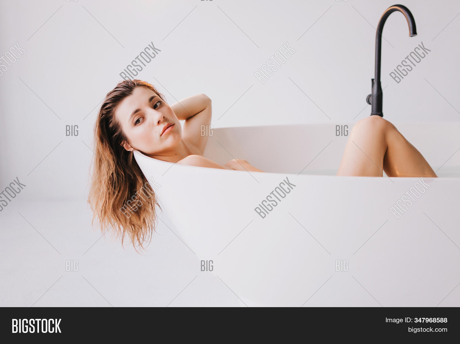 bathroom, 																					bath, 																					woman, 																					tub, 																					girl, 																					bathtub, 																					lady, 																					relax, 																					lifestyle, 																					lying, 																					person, 																					white, 																					bubble, 																					back, 																					luxury, 																					soap, 																					spa, 																					steam, 																					water, 																					alone, 																					beauty, 																					hotelhome, 																					adult, 																					attractive, 																					bathing, 																					beautiful, 																					body, 																					bodycare, 																					care, 																					caucasian, 																					clean, 																					comfortable, 																					enjoyment, 																					female, 																					health, 																					hygiene, 																					indoor, 																					pretty, 																					purity, 																					relaxation, 																					rest, 																					resting, 																					room, 																					skincare, 																					wellbeing, 																					wellness, 																					shower, 																					skin, 																					smile, 																					sexy