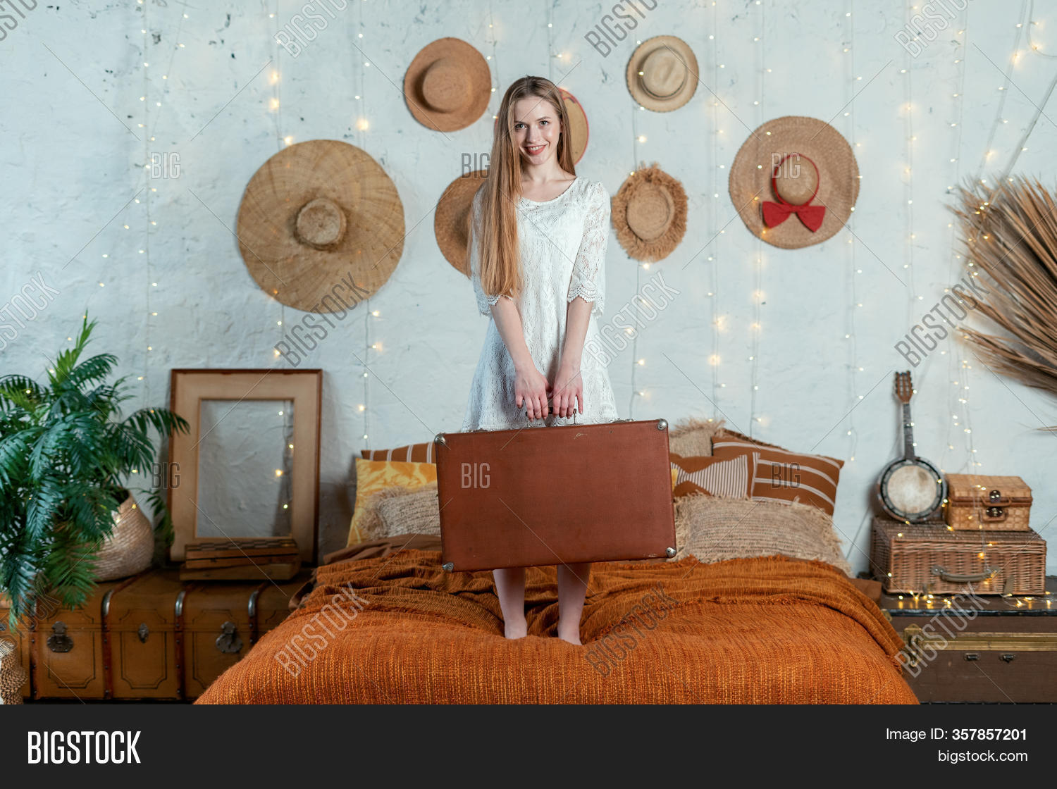 suitcase, 																					woman, 																					lifestyle, 																					journey, 																					tourism, 																					travel, 																					vacation, 																					adult, 																					bag, 																					baggage, 																					bed, 																					bedroom, 																					carefree, 																					careless, 																					case, 																					caucasian, 																					cheerful, 																					comfort, 																					cozy, 																					female, 																					girl, 																					glad, 																					grinning, 																					happy, 																					hat, 																					hold, 																					holiday, 																					home, 																					house, 																					indoors, 																					interior, 																					leisure, 																					luggage, 																					one, 																					person, 																					positive, 																					ready, 																					room, 																					smile, 																					suit, 																					summer, 																					tour, 																					tourist, 																					traveler, 																					trip, 																					valise, 																					voyage, 																					weekend, 																					young, 																					youth