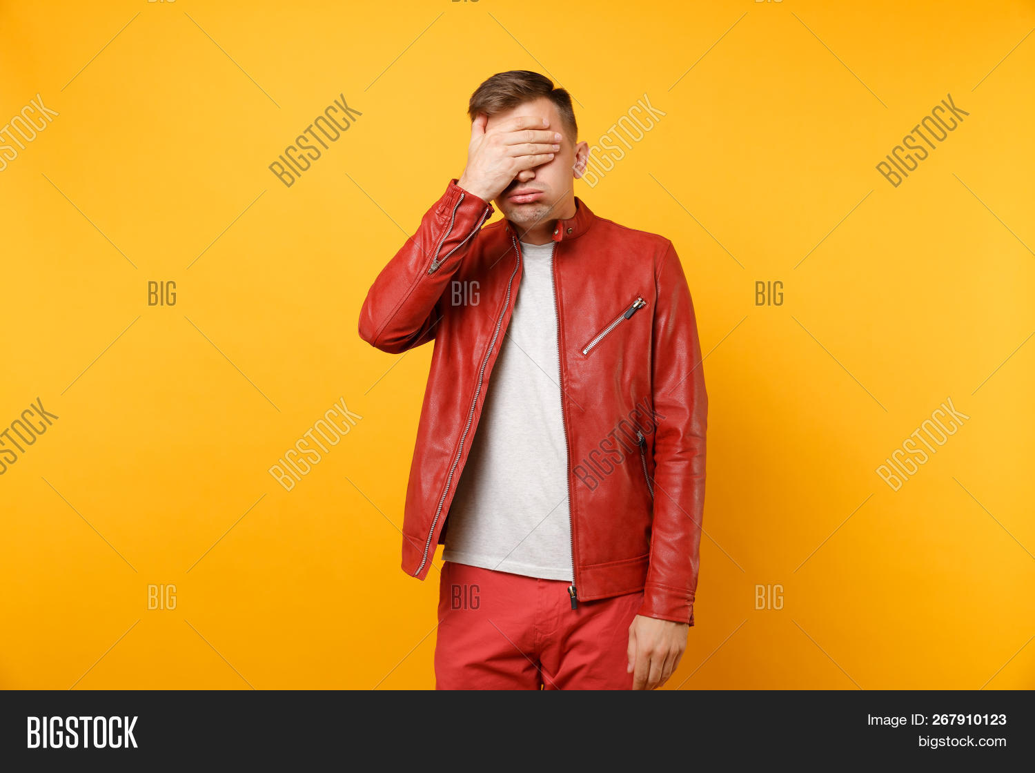afraid,arm,autumn,background,brunette,close,epic,eyes,face,fail,fall,fashion,fearful,frightened,frustrated,gesture,guy,hand,head,horror,hot,isolated,jacket,leather,male,men,mock,mockup,outerwear,overcoat,panicked,people,person,portrait,posing,problem,put,sad,scared,season,see,shocked,trouble,up,upset,wall,wearing,white,yellow,young