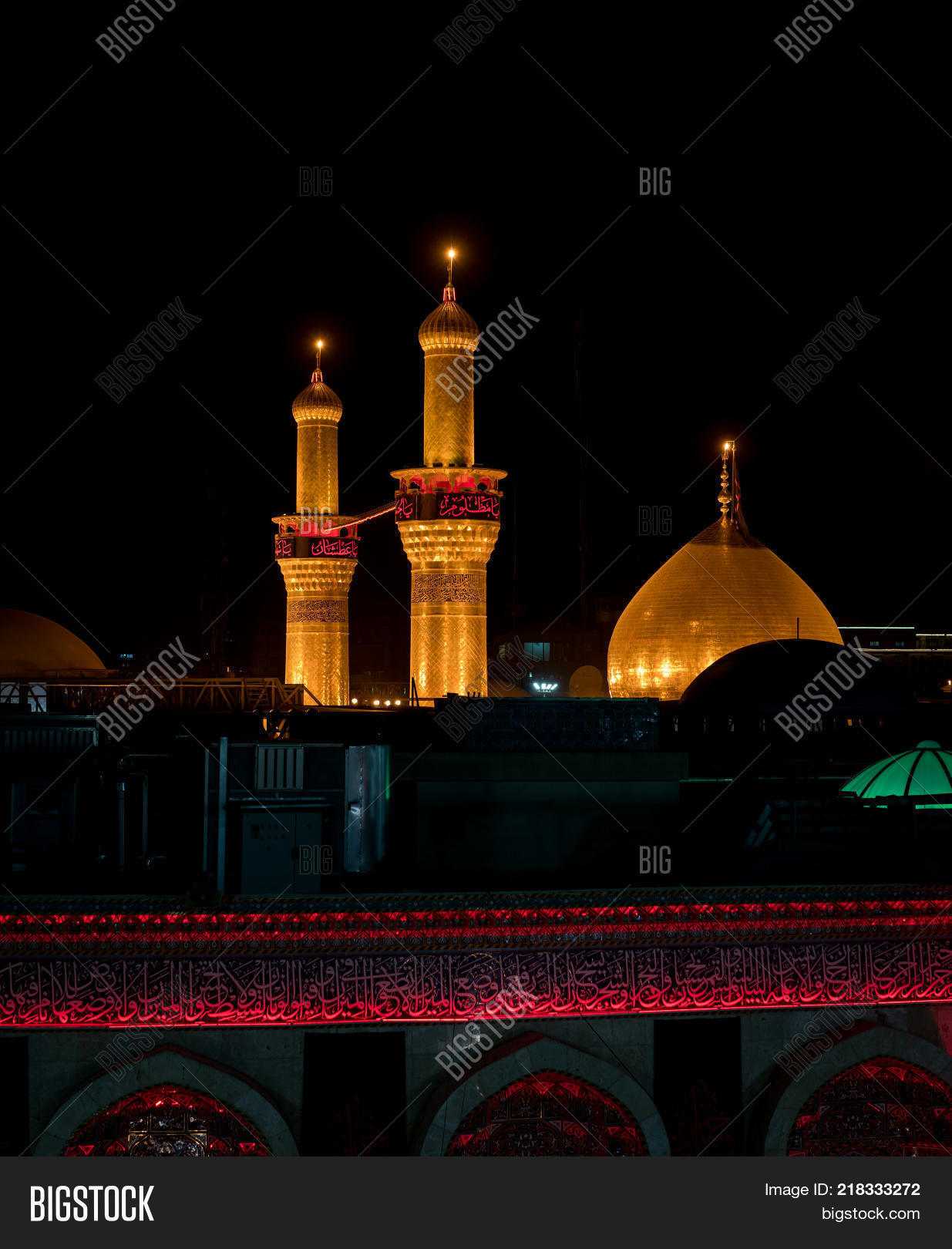 adventure,allah,arabic style,arbaeen,arch,architecture,art,asia,backgrounds,celebration event,city,copy space,cultures,decoration,design,eid-ul-fitr,facade,god,greeting card,indigenous culture,iran,iraq,karbala,middle eastern ethnicity,minaret,monument,mosque,muslim,najaf,night,praying,ramadan,religion,shrine,silhouette,sky,spirituality,tourism,tower,travel