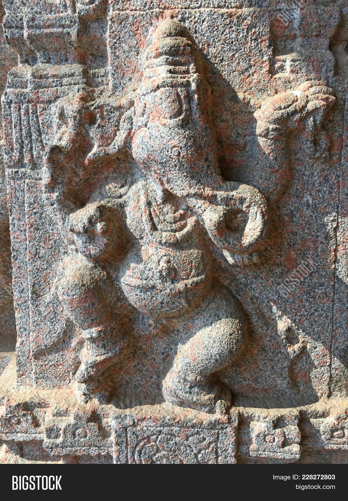 asia,bangalore,bengaluru,effigy,elephant,figure,gajanan,ganesha,ganpati,god,granite,hills,india,karnataka,nandi,narasimha,place,rock,sandstone,sculpture,sitting,statue,stone,temple,tour,tourist,travel,vertical,wall