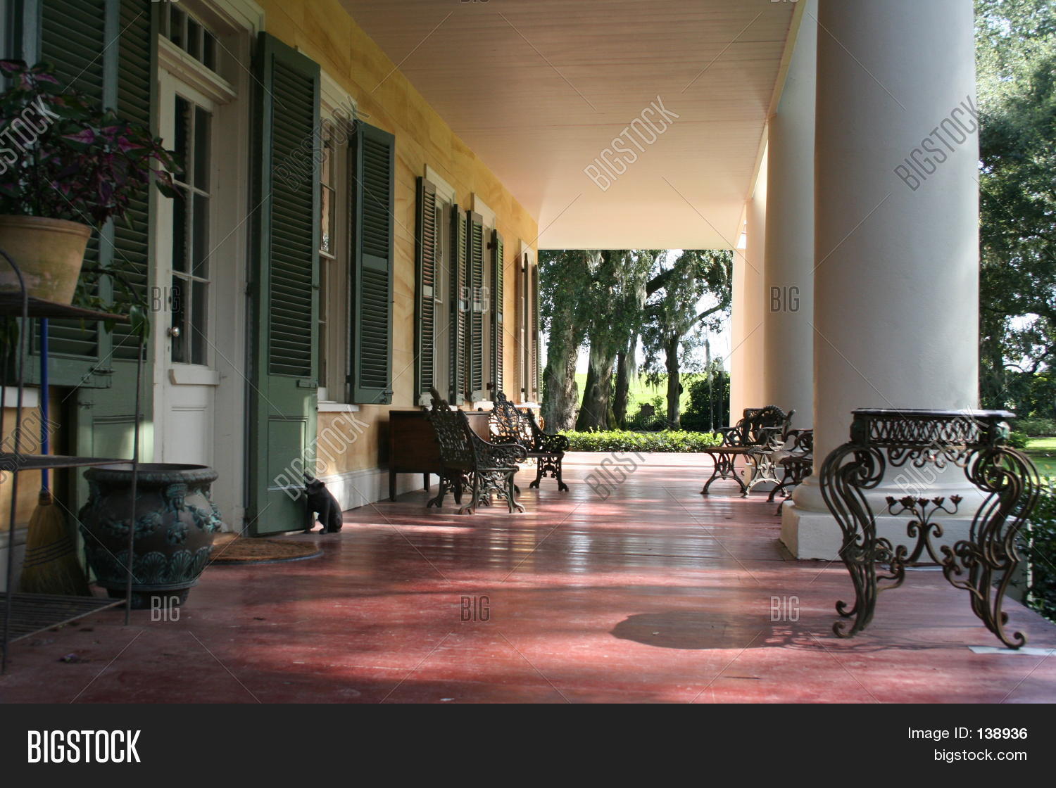 antebellum,architecture,belle,civil,estate,greek,home,houma,house,louisiana,mansion,mississippi,moss,oak,plantation,porch,revival,river,south,southern,war