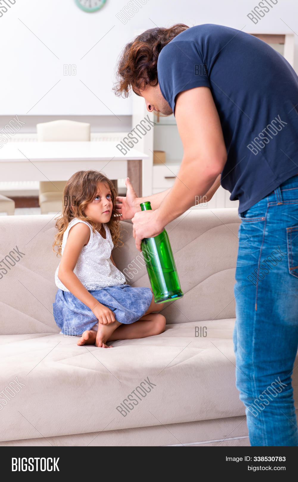 abuse,abused,abusing,addict,addicted,addiction,afraid,alcoholic,anger,angry,bad,beating,belt,bottle,boy,bully,bullying,child,corporal,cruel,dad,daughter,dependency,domestic,drunk,drunken,family,father,fear,frightened,girl,hitting,home,issue,kid,man,obedience,parent,physical,problem,punish,punishing,punishment,sad,scared,scold,slapping,social,violence,violent