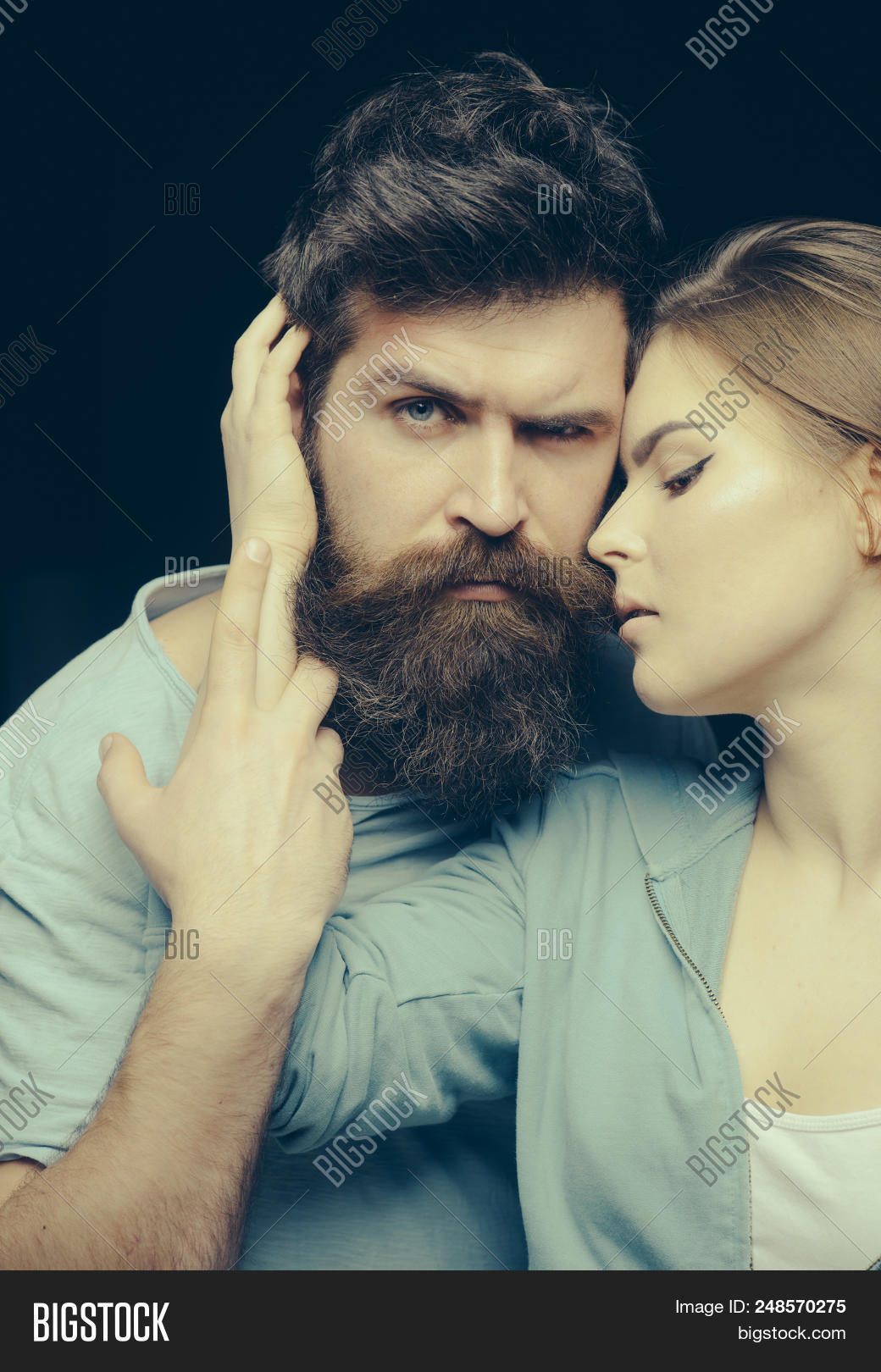 Barbershop And Grooming She Likes His Long Beard Increase