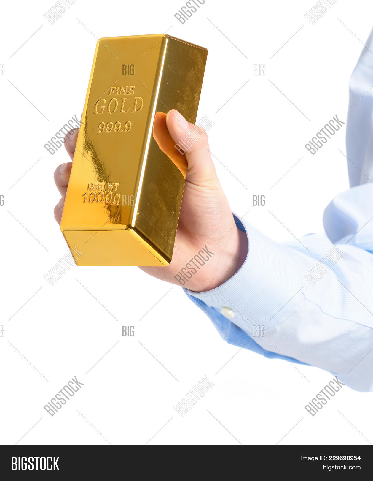 1kg,affluence,arm,background,bank,banking,bar,brick,bullion,business,businessman,cast,central,commodity,currency,dealer,dealing,finances,financial,formal,fortune,gold,gram,hand,holding,ingot,investment,isolated,kilogram,male,man,markets,metal,metallic,minted,money,ounce,precious,pricing,refined,reserve,riches,shirt,text,trade,treasury,troy,value,wealth,white