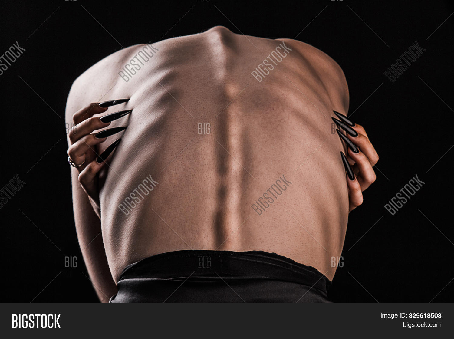 abandoned,afraid,aggression,anonymous,anorexic,bulimia,conceptual,diet,dieting,distress,dramatic,eating,failure,fear,female,food,grief,gym,harassment,healthy,hunger,hurt,inappetency,isolation,loneliness,look,losing,loss,manic,measure,measurement,medical,melancholy,problem,psychiatric,psychosis,sad,scared,shape,sitting,size,skinny,teen,thin,violence,white,wrong,young,zzzaahaaakejenehfpdidjdfdccndc