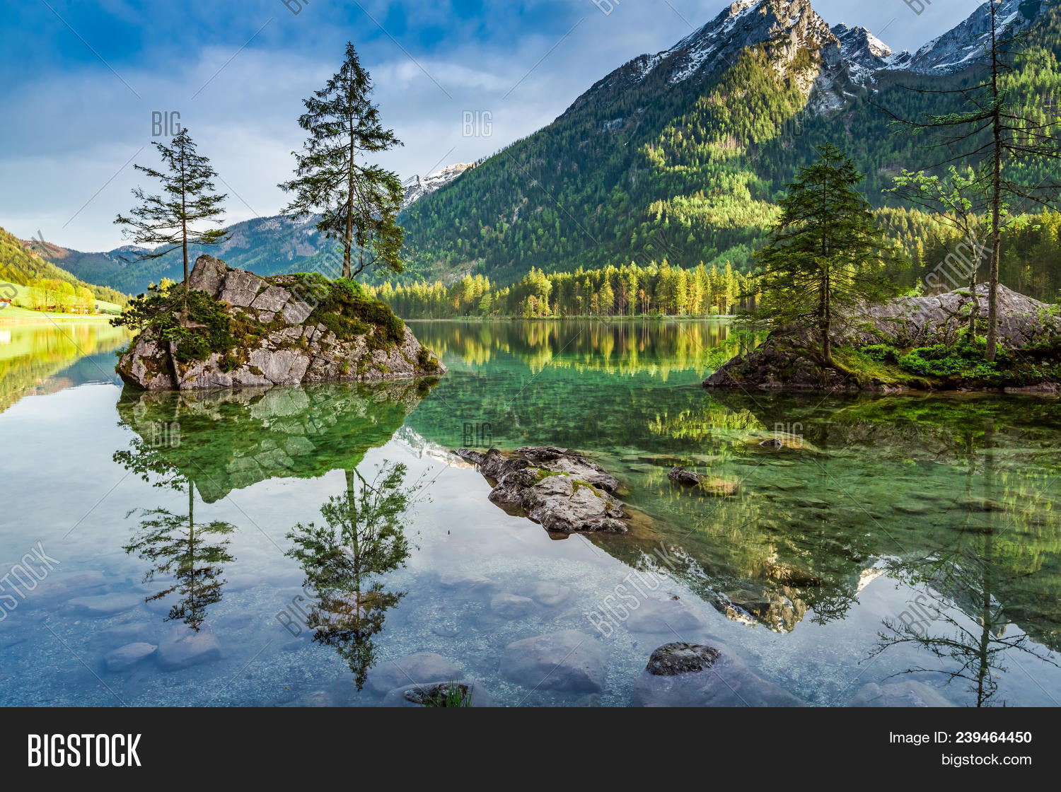 alpine,alps,amazing,artistic,austria,background,bavaria,beautiful,berchtesgaden,blue,explore,forest,germany,hintersee,lake,land,landscape,majestic,mountain,nature,reflection,salzburg,scenery,sky,spring,summer,tourism,tranquil,travel,water,wonderful,wonderland
