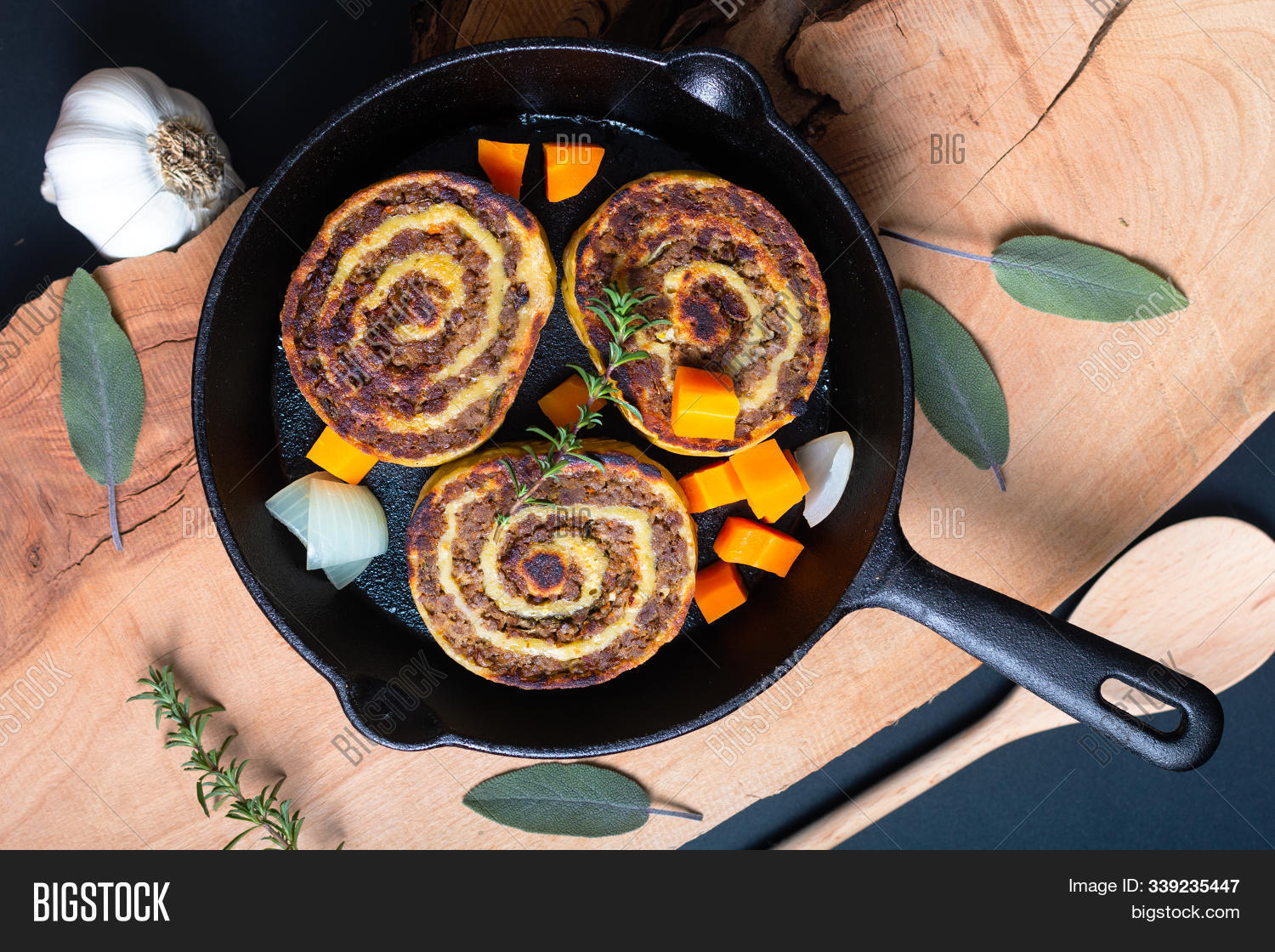 Fleischschnackas,Fleischschnecke,alsace,alsatian,bake,baked,beefs,boil,classic,cooked,cooking,cuisine,culinary,cut,cutting,delicious,dinner,dish,east,european,food,france,french,fresh,fried,gastronomy,german,germany,gourmet,grilled,hot,ingredient,lunch,meal,meat,onion,pasta,pepper,plate,pork,restaurant,roll,rustic,salty,soup,spice,strasbourg,stuffed,tasty,traditional