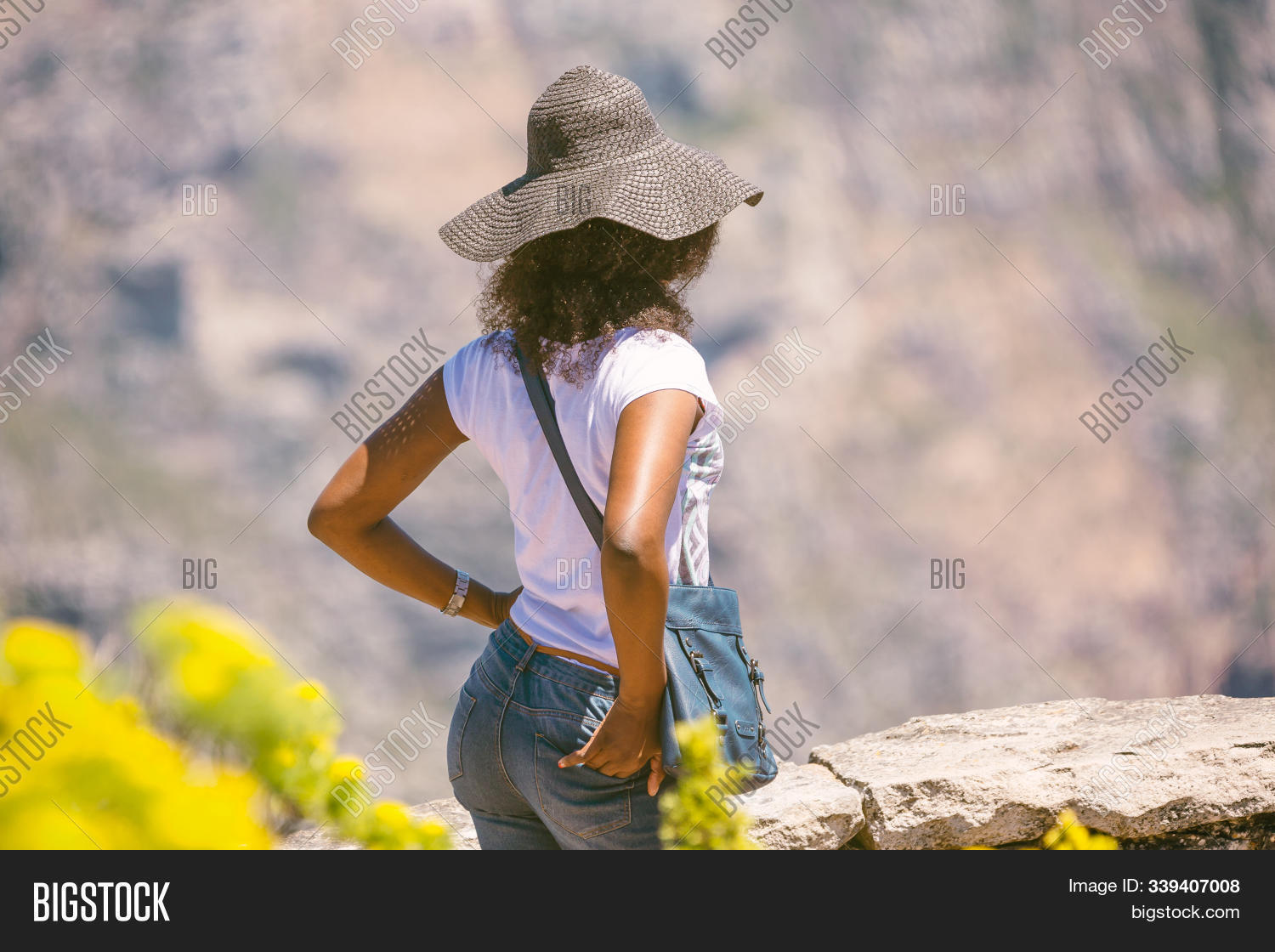 admire,adult,africa,african,american,attractive,background,beautiful,black,cheerful,happy,hat,journey,lifestyle,model,people,person,portrait,pretty,race,south,summer,tourist,travel,vacation,view,vintage,white,woman,women,young