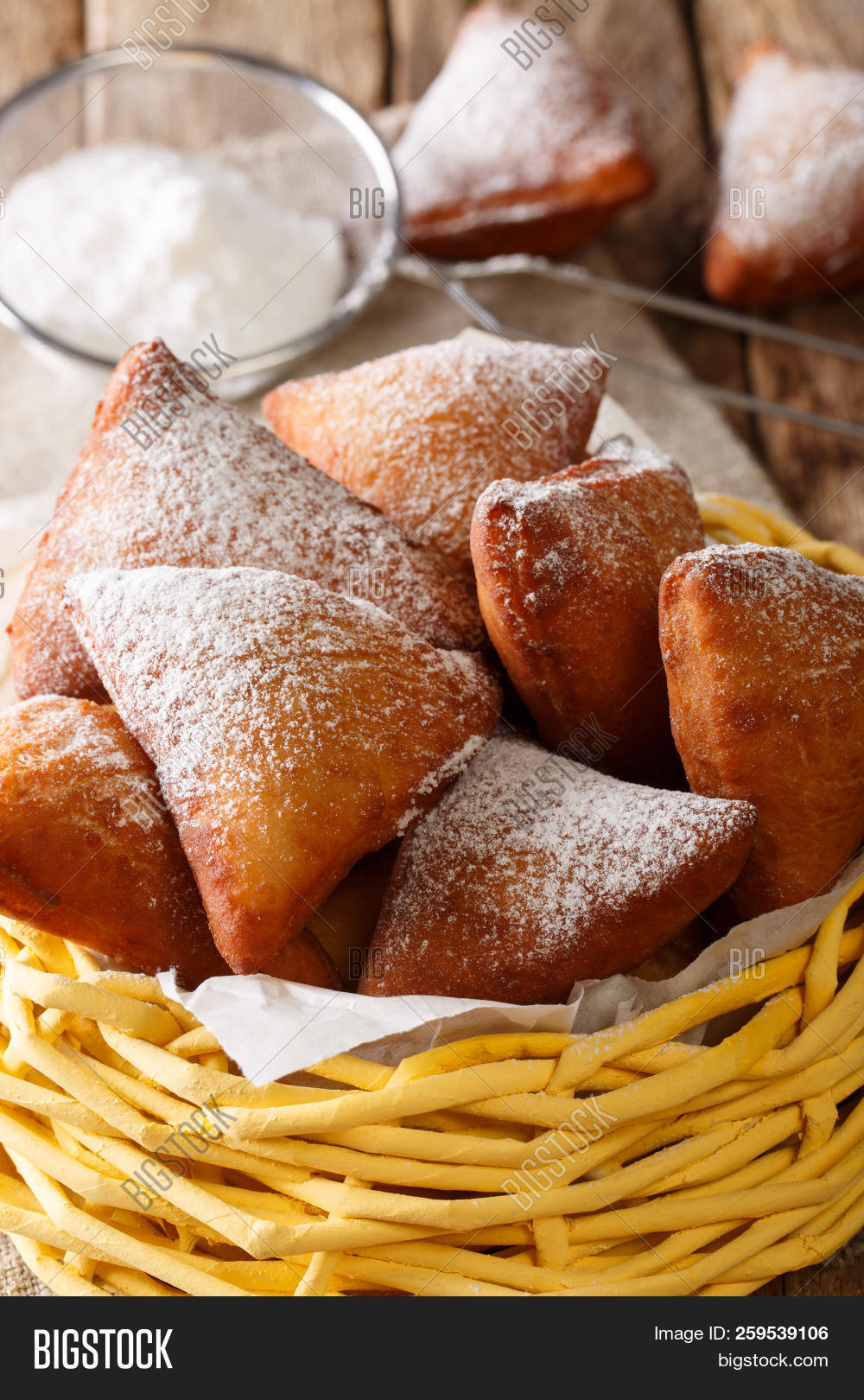above,african,background,baked,basket,breakfast,bun,cake,cardamom,closeup,coconut,cuisine,dabo,deep,deep-fried,delicious,dessert,dish,donut,dough,doughnuts,east,fast,food,fried,homemade,horizontal,kenya,maandazi,mandazi,menu,milk,nutmeg,pastry,powdered,rustic,served,sieve,somali,sudanese,sugar,swahili,sweet,tanzania,top,traditional,treat,uganda,view,wooden