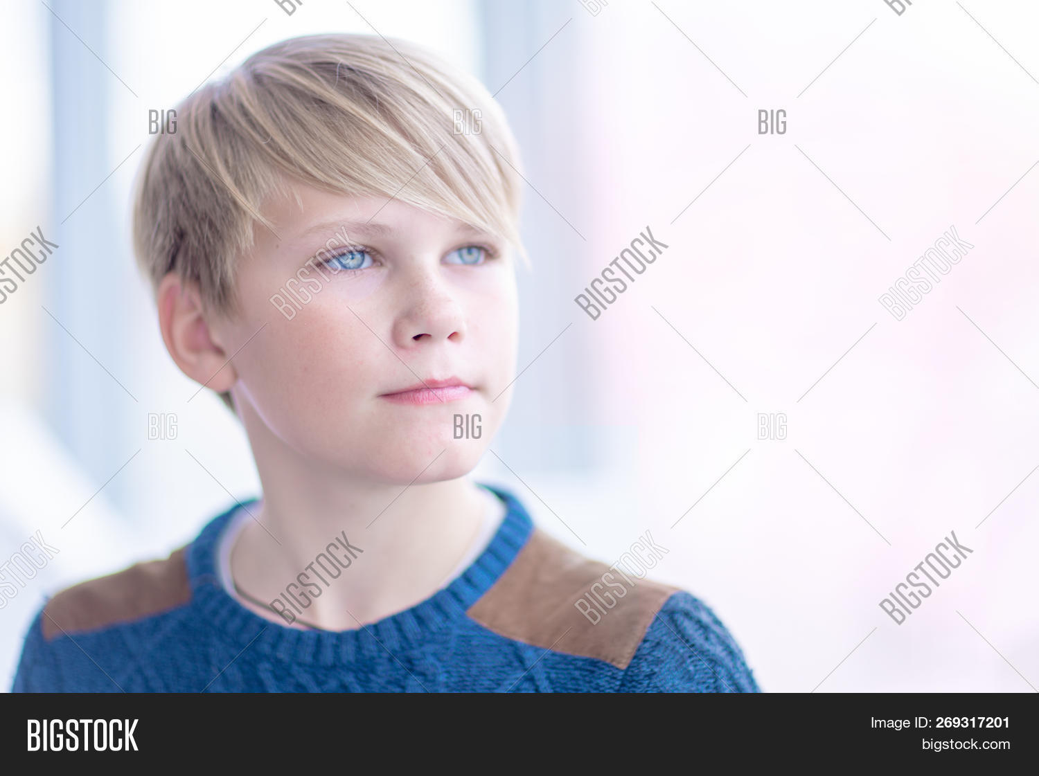 14,adorable,attractive,blond,blue,boy,caucasian,child,eye,face,male,old,people,person,portrait,teen,teenager,year,young,youth